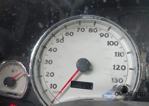 2005 Saturn Vue 4 Cyl from USA, damaged, VIN 5GZCZ33D85S830271